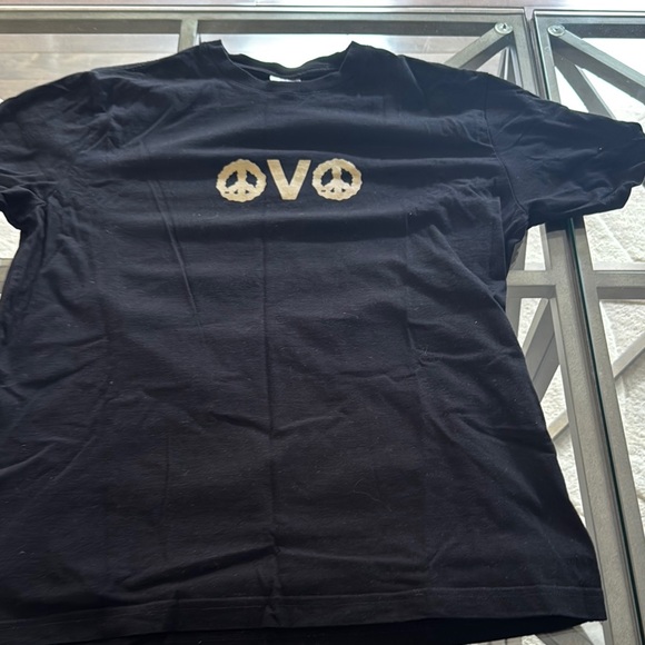 Black T-Shirt with Gold OVO Logo - Picture 2 of 5